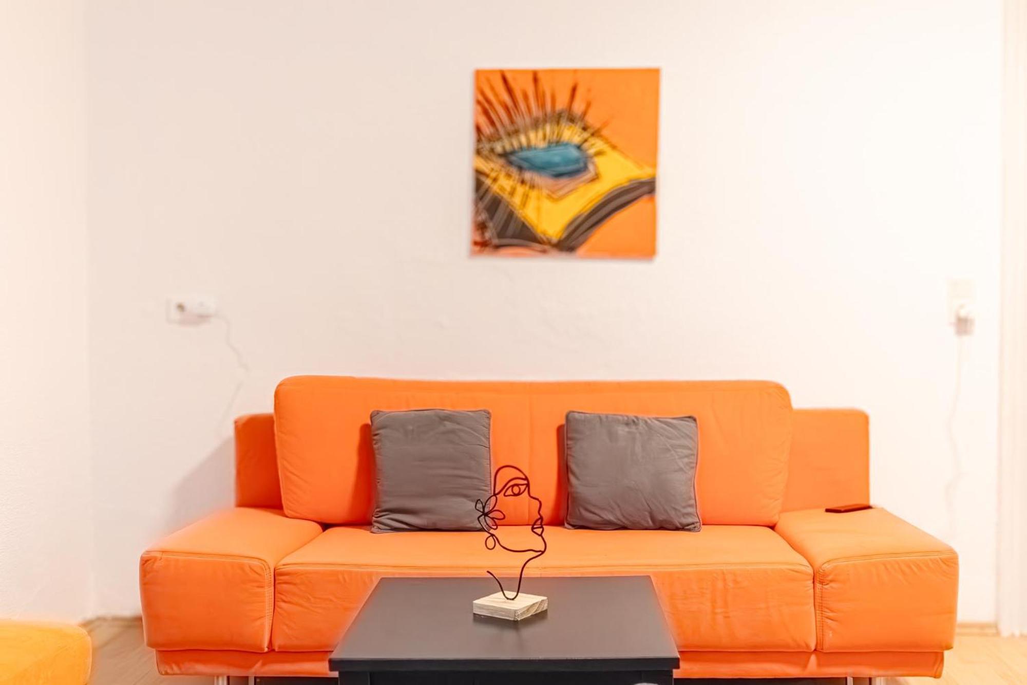 Chic - Very And Well Connected Apartament *